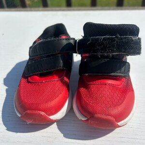 Toddler Sneakers with Velcro Straps